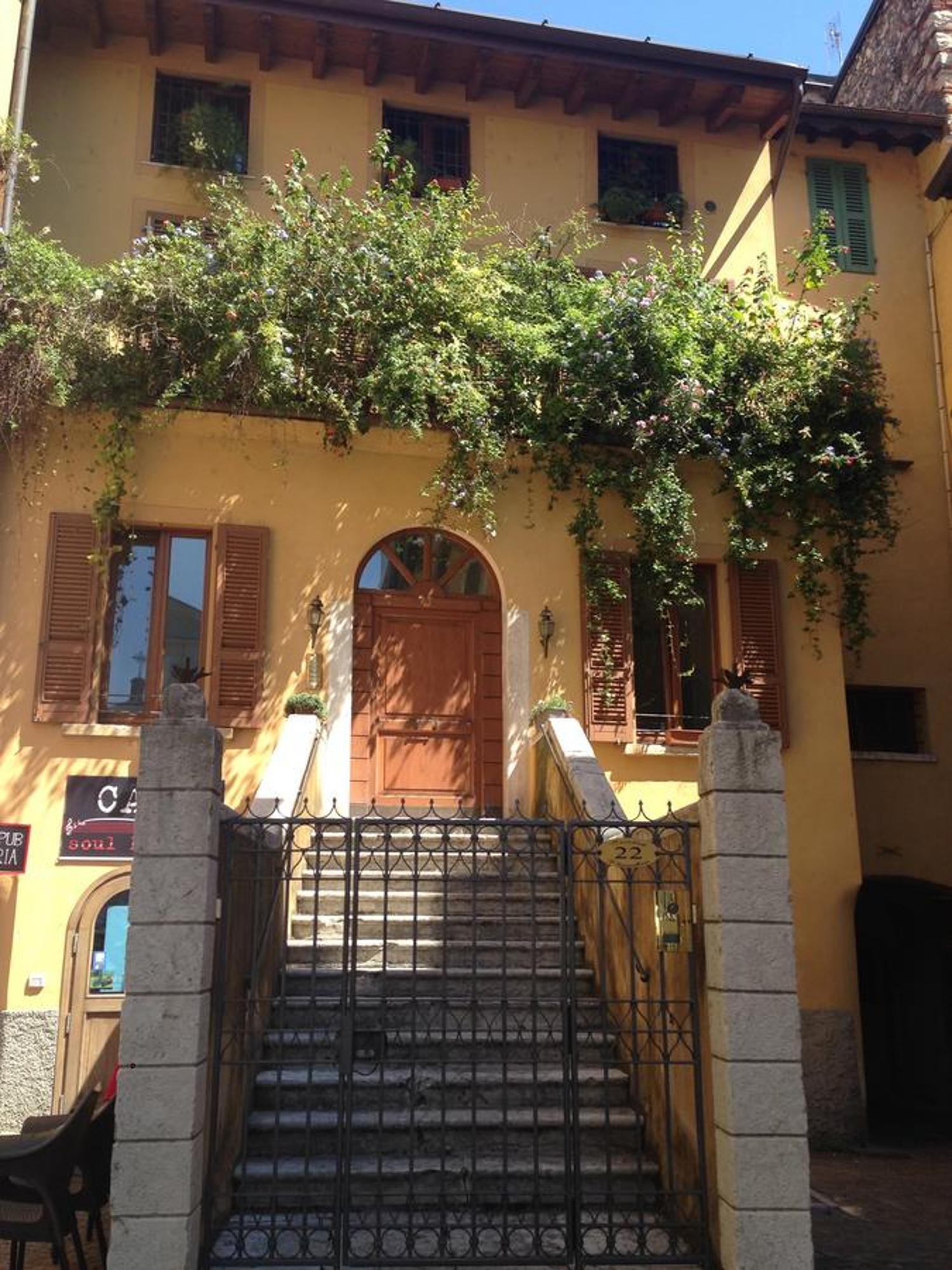 Antico Palazzo Signorile Apartment Salo Exterior photo