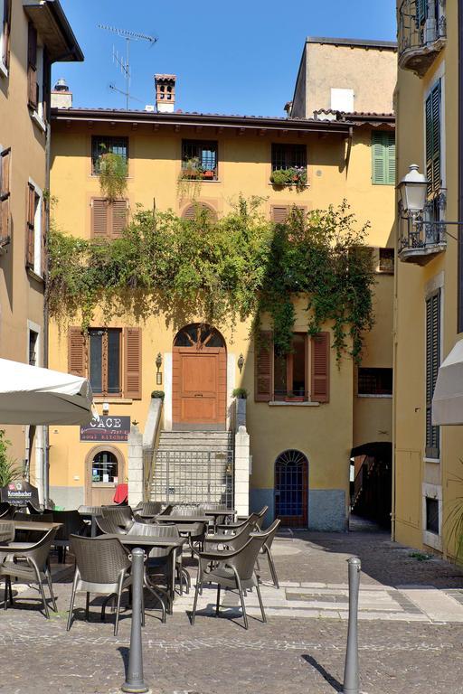 Antico Palazzo Signorile Apartment Salo Exterior photo
