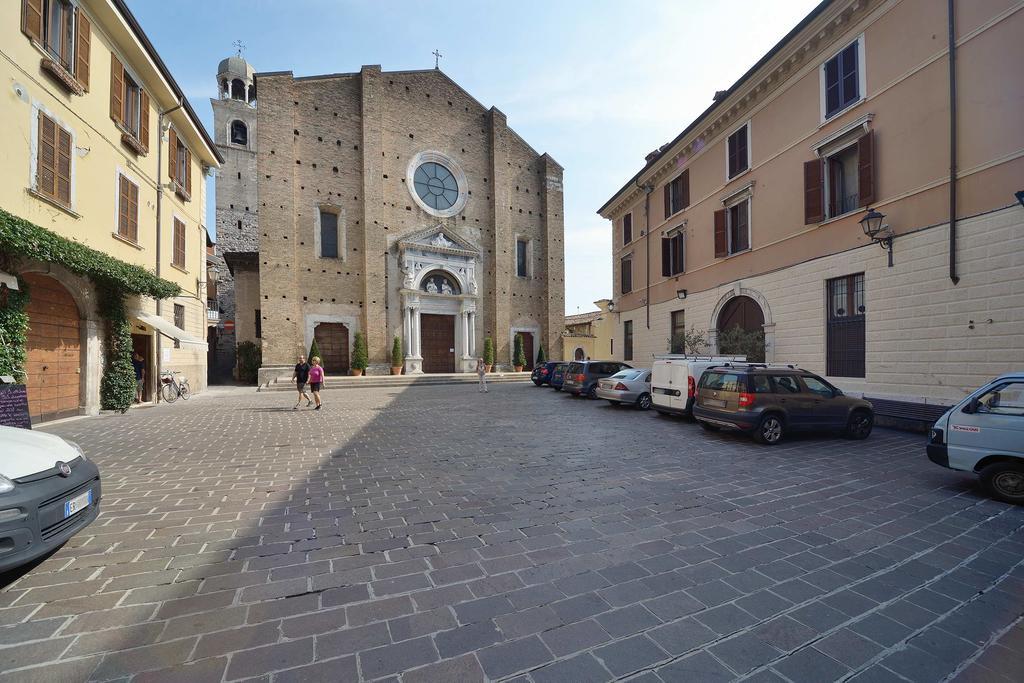 Antico Palazzo Signorile Apartment Salo Exterior photo