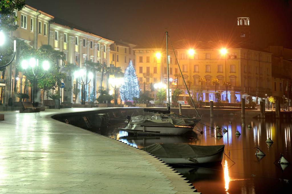 Antico Palazzo Signorile Apartment Salo Exterior photo